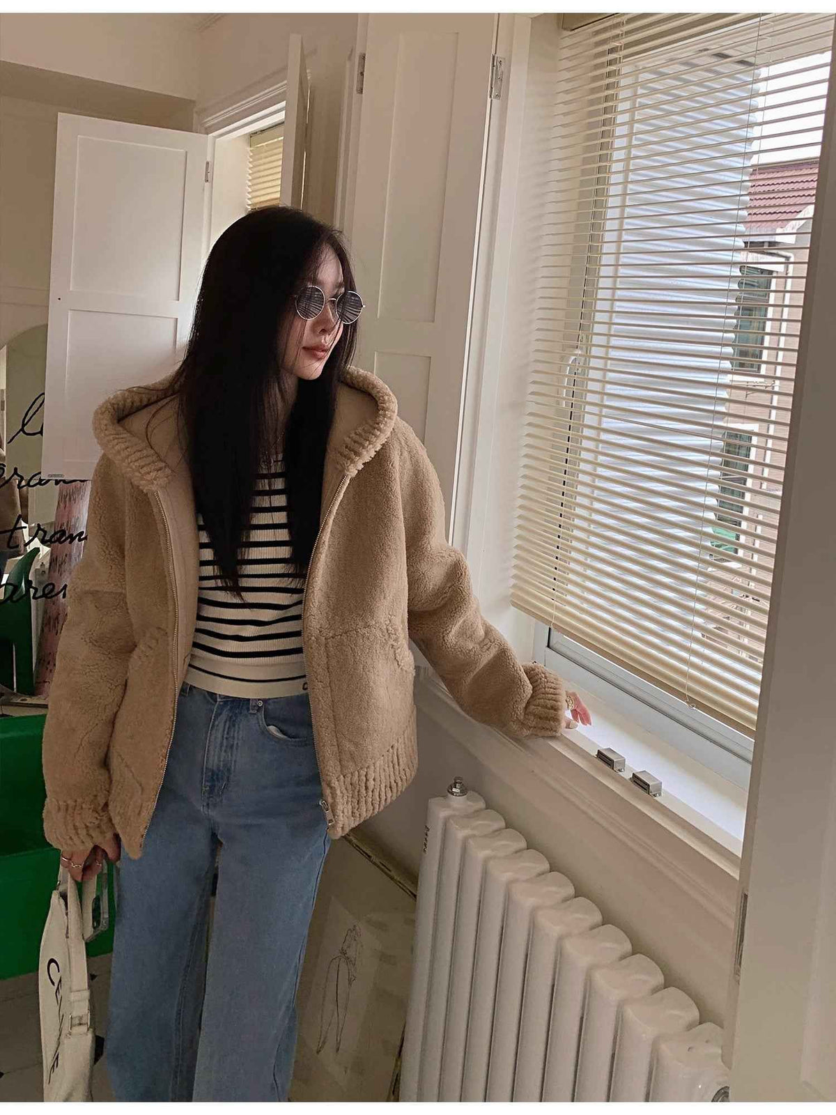 Chaqueta con capucha de piel de oveja merina para mujer “Bad Boy” de Fireladyfur