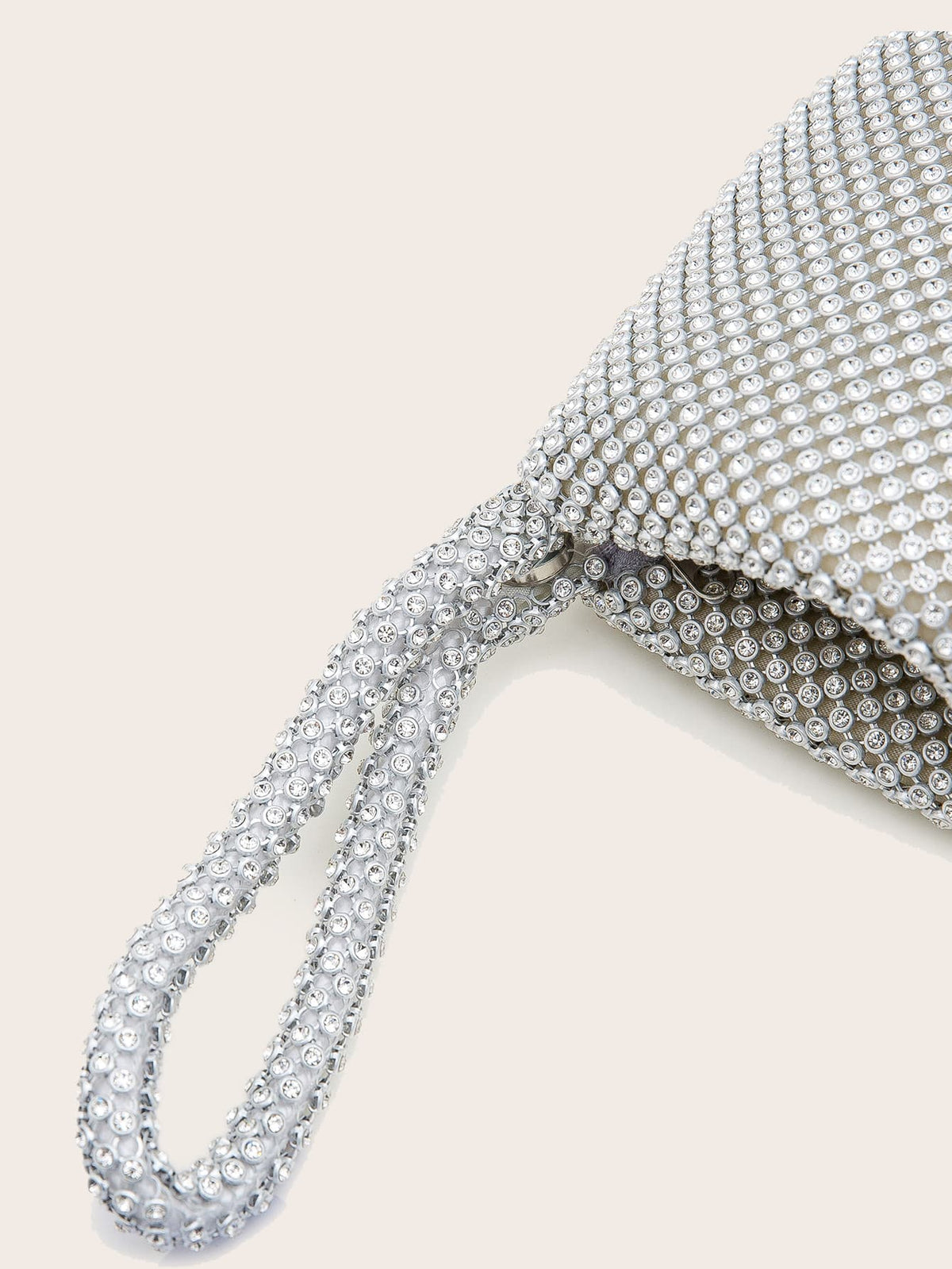 Un bolso fascinante y glamuroso