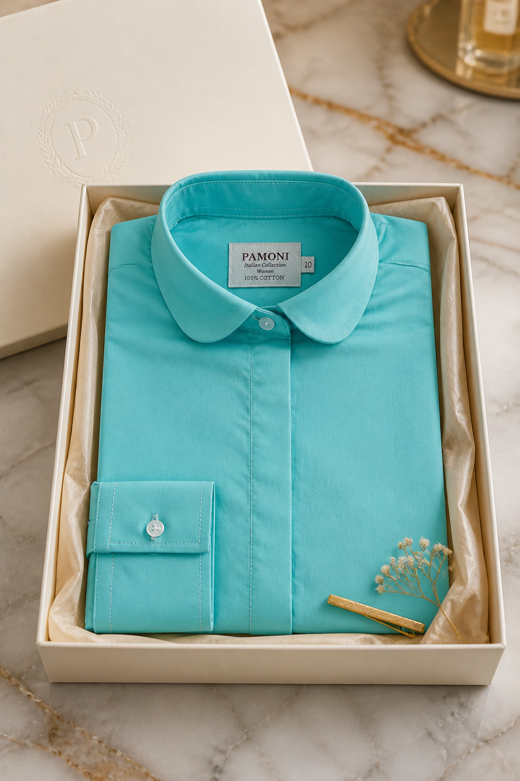 Camisa entallada de algodón color agua para mujer