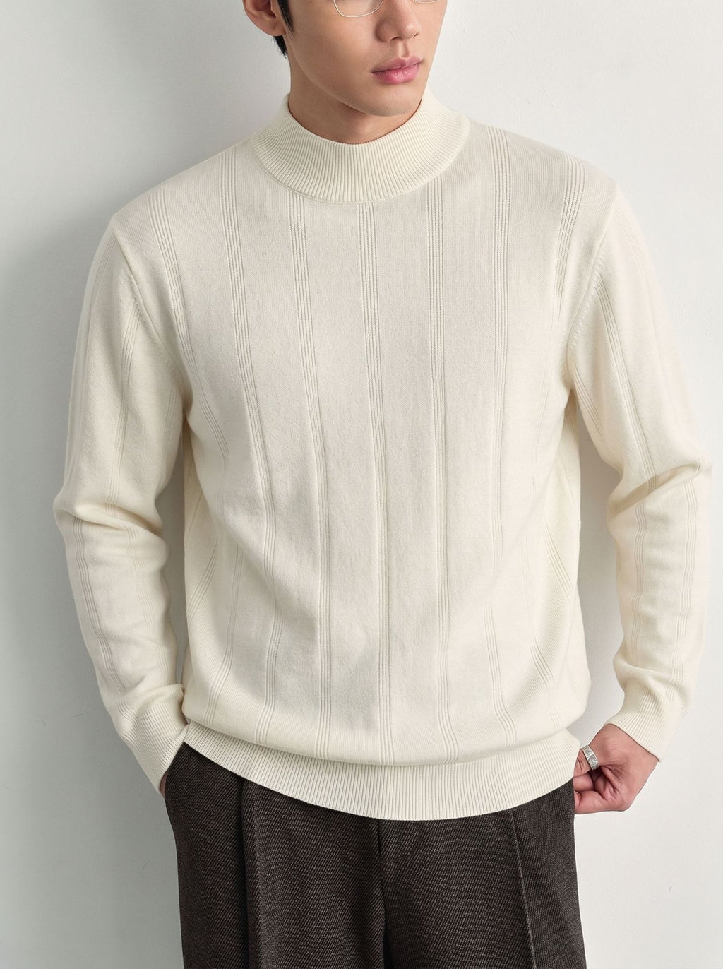Half high neck slim fit sweater