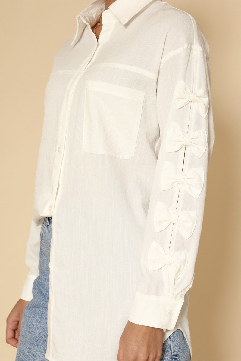 Camisa abotonada con mangas con lazo