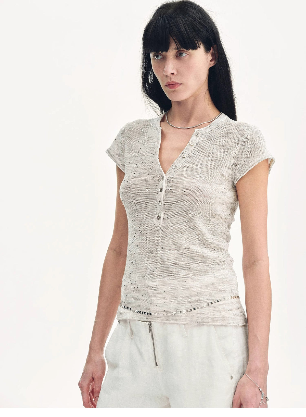 Cotton and Linen Blend Sequined Henley Neck Short Sleeve T-Shirt"Minimalist Light Gap"