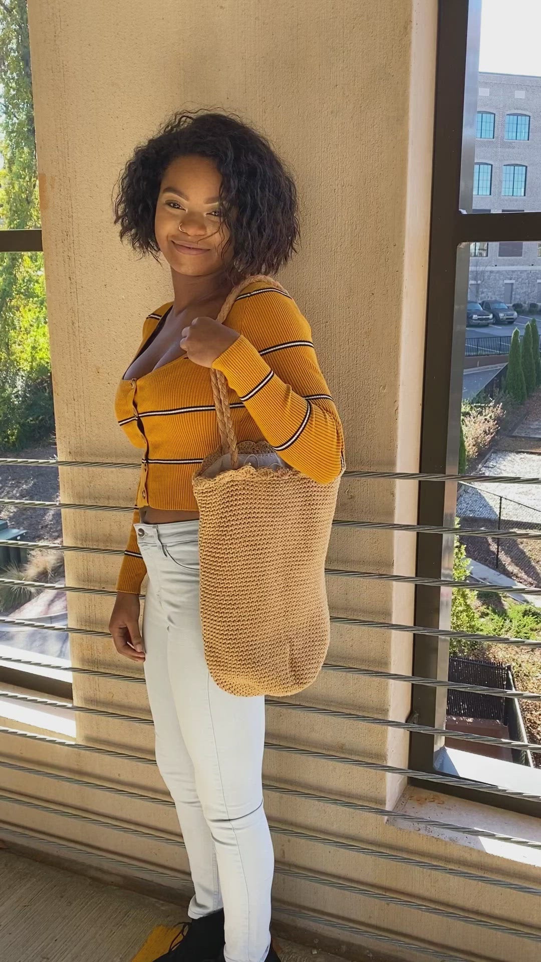 Knitted Scalloped Edge Tote