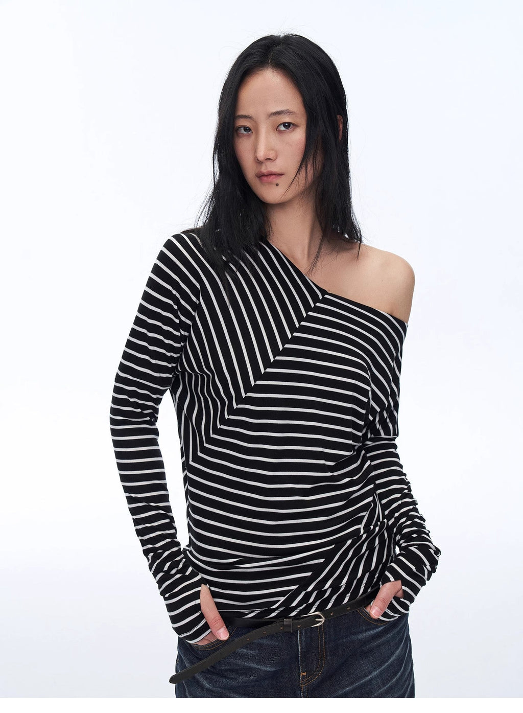 "Picasso Lines" Fashionable Off-Shoulder Lyocell Tencel Wool Blended Draped Patchwork Striped T-Shirt