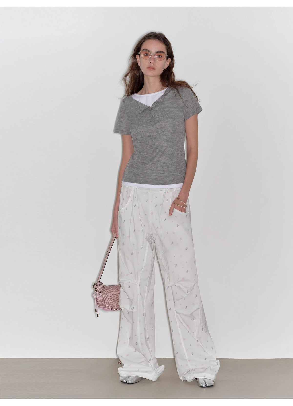Camiseta ajustada de cuello henley "Simple Advent" de fina lana australiana agradable al tacto