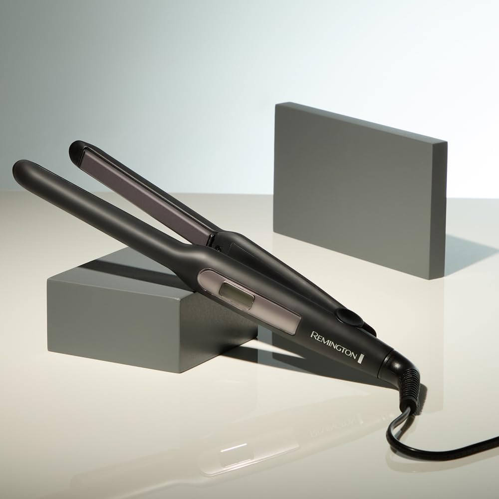Remington Glätteisen Pro-Ceramic Extra breit (extrabreite 45-mm-Stylingplatten – speziell für dickes, krauses, lockiges und sehr langes Haar), LCD-Display, 150–230 °C, Haarglätter S5525