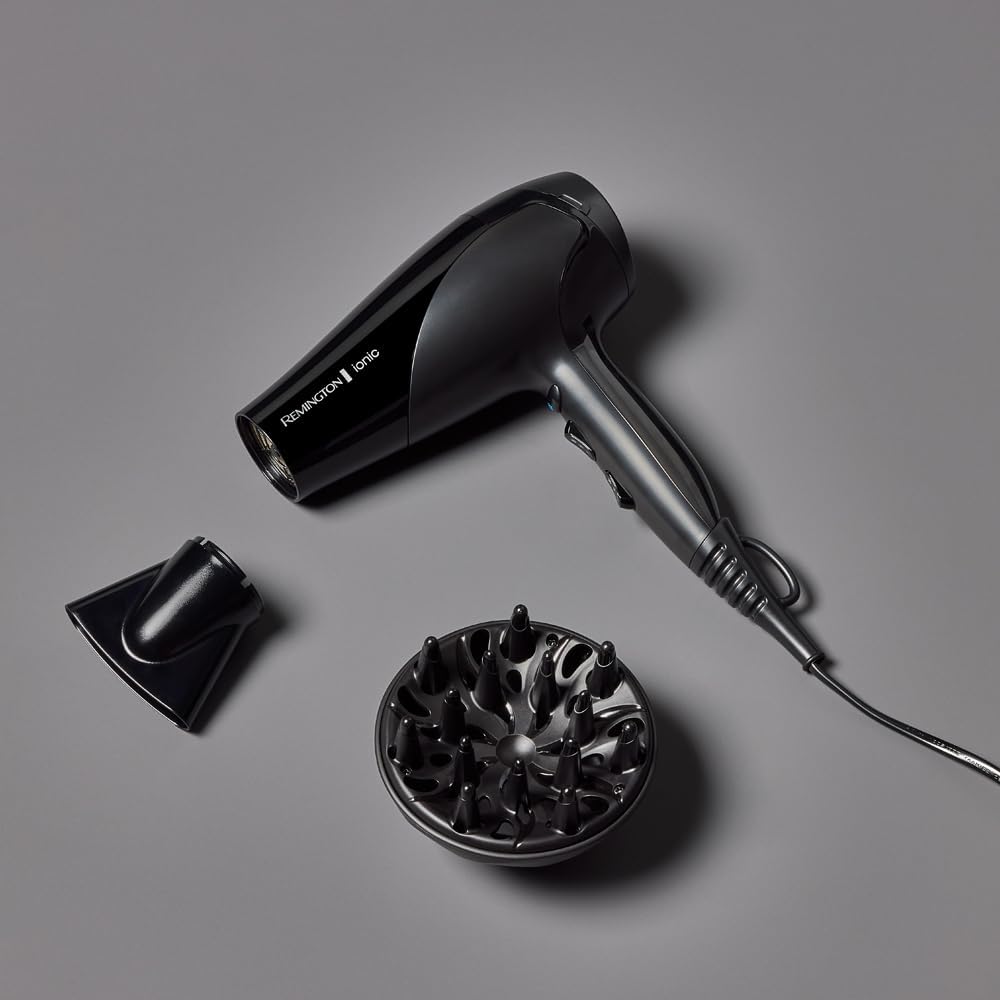 Remington Haartrockner Ionen [leicht, Diffusor & Stylingdüse] schwarz (2200W, Keramik-Ionen: schonendes Styling & gleichmäßige Wärmeverteilung, 3 Heiz- & 2 separate Gebläsestufen + Abkühlstufe) D3198