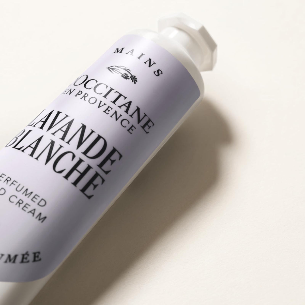 L'OCCITANE - Handcreme - Leichte Textur und zarter Duft - Made in France
