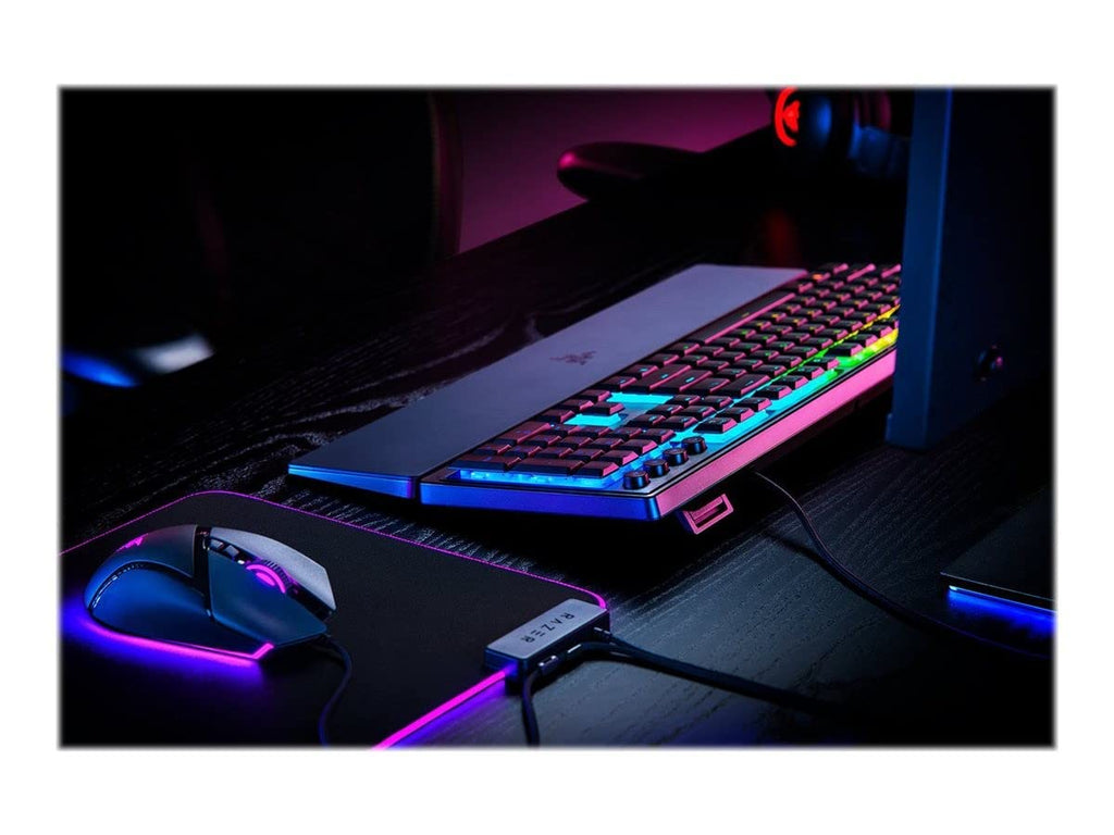 Razer Ornata V3 X - Flache Membran-Tastatur mit Chroma RGB (Lautlose Membran-Switches, Ergonomische Handballenauflage, Tastenkappen Anti-UV-Beschichtung) QWERTZ DE-Layout | Schwarz