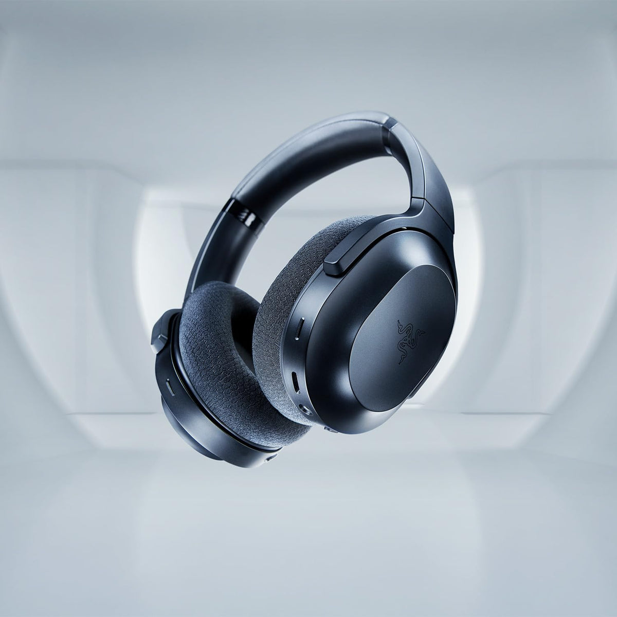 Razer Barracuda X - Kabelloses Multiplattform-Headset für Gaming und Mobile Geräte (SmartSwitch Dual Wireless, Triforce 40mm, Mikrofon mit Nierencharakteristik, 50h Akku, USB-C) Schwarz