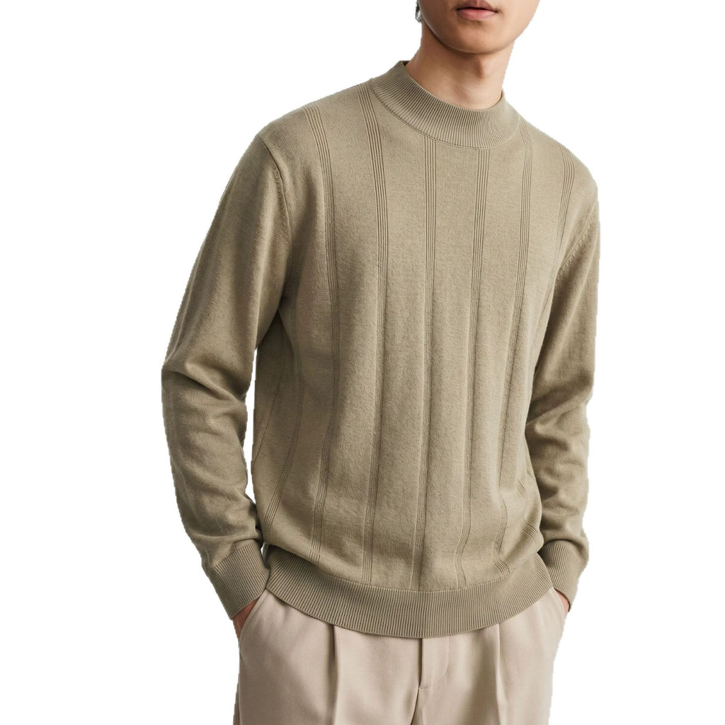 Half high neck slim fit sweater