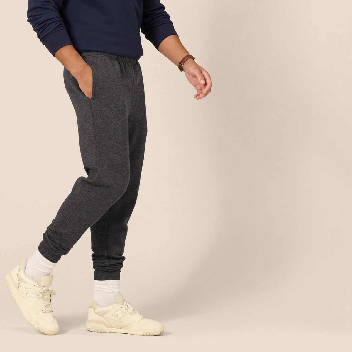 Amazon Essentials Men's Tracksuit Bottoms, Fleece, Comfortable Fit