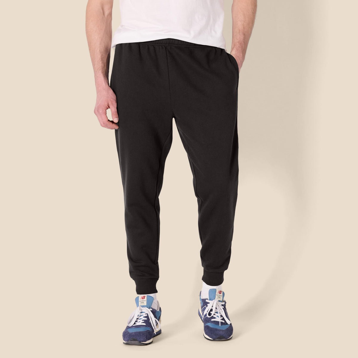 Amazon Essentials Men's Tracksuit Bottoms, Fleece, Comfortable Fit