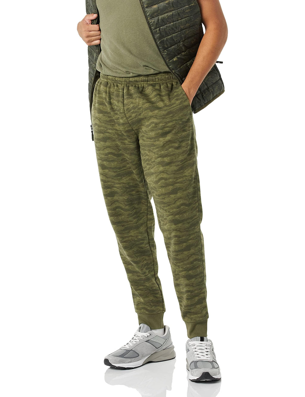 Amazon Essentials Men's Tracksuit Bottoms, Fleece, Comfortable Fit