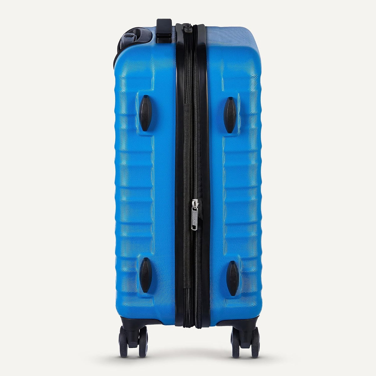 Amazon Basics 21" Hardside Carry-On Luggage with Spinner Wheels, Expandable for Up to 25% More Space, Scratch-Resistant Hard Shell, Telescoping Handle, Black
