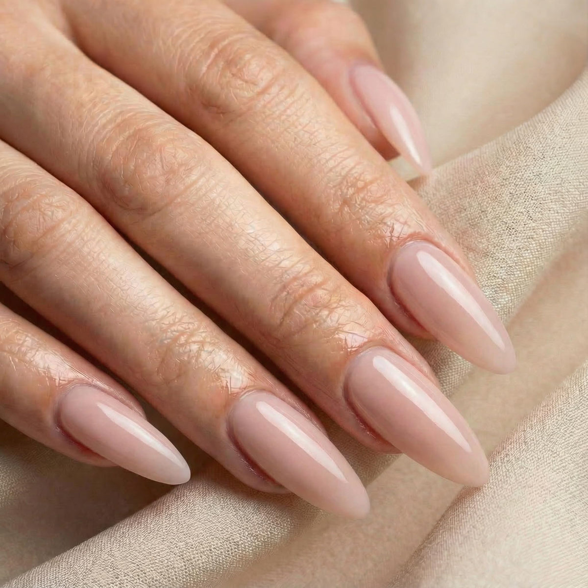 No File Aufbaugel Gelnägel ALMOND NUDE 15ml UV Gel selbstglättend o. Feilen