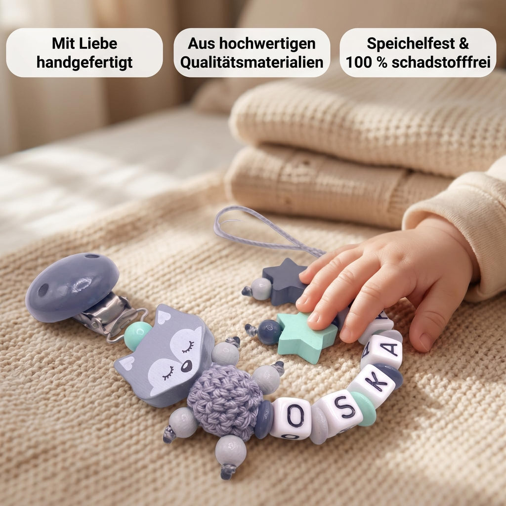 Schnullerband mit Namen für Mädchen & Jungen personalisierte Baby Geschenke (REH Herzchen)