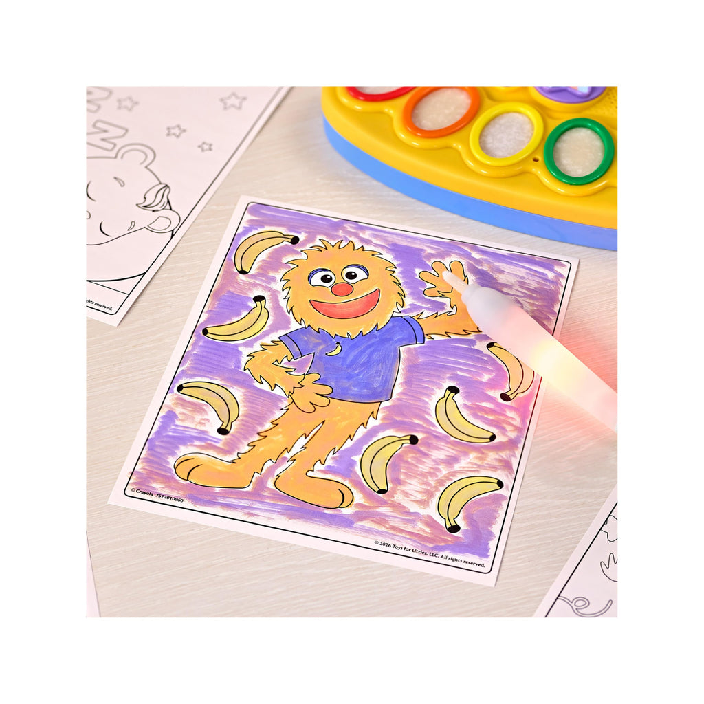 Crayola PAW Patrol Color Wonder Magic Light Brush – Mess Free Painting Kit for Kids with Lightup Brush, Gift for Toddlers, Preschool Art Activities, Ages 3+