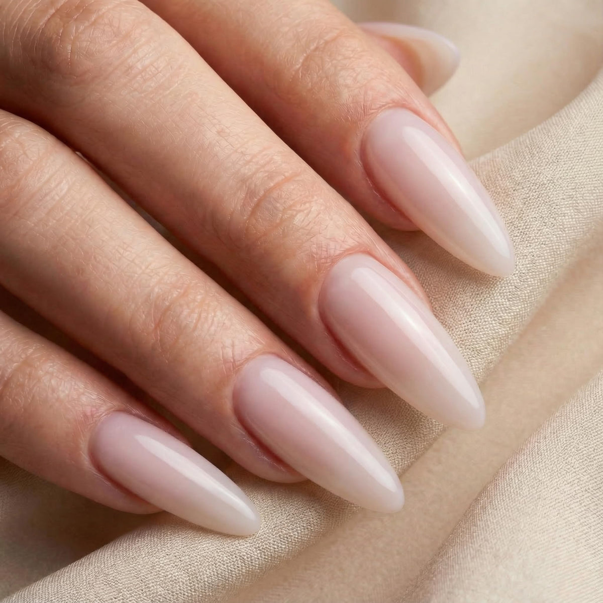 No File Aufbaugel Gelnägel ALMOND NUDE 15ml UV Gel selbstglättend o. Feilen