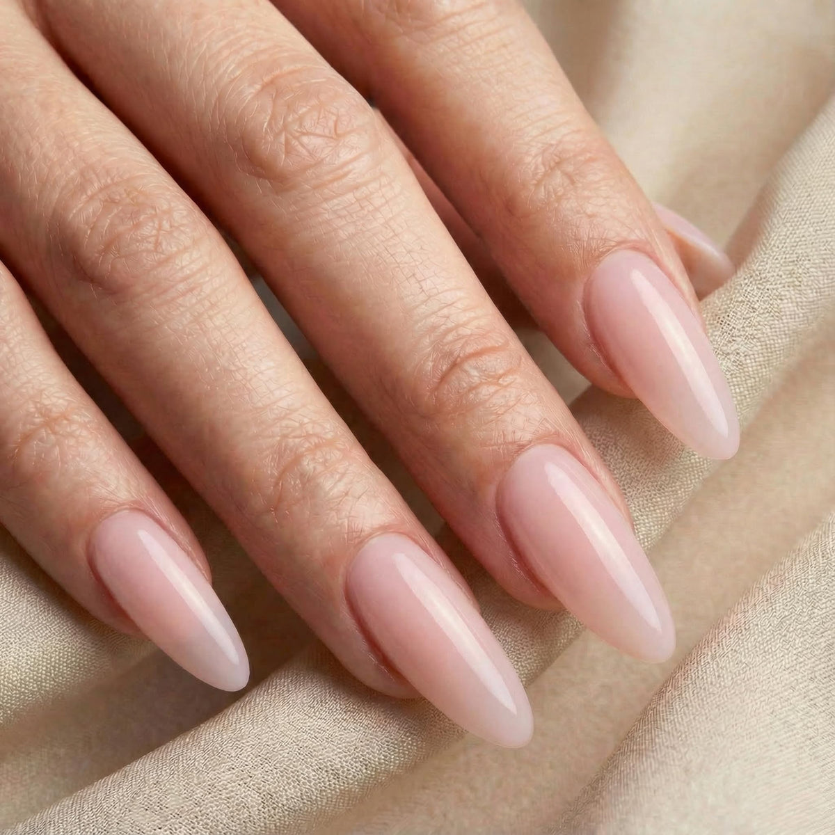No File Aufbaugel Gelnägel ALMOND NUDE 15ml UV Gel selbstglättend o. Feilen
