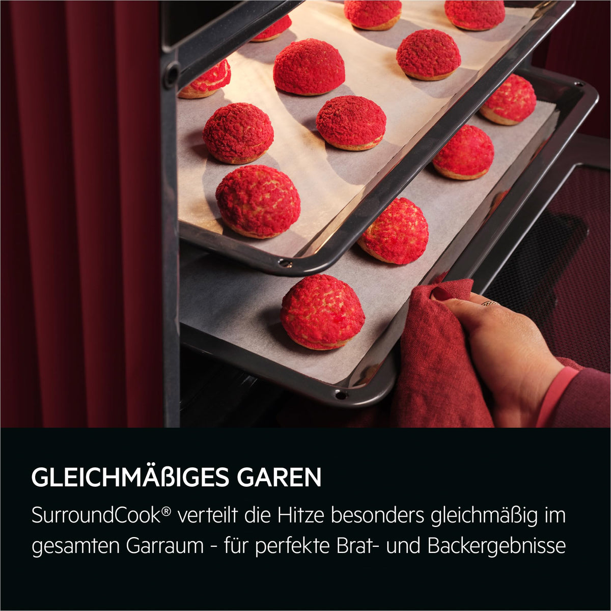 AEG Einbaubackofen, Serie 5 Ringheißluft: Gleichmäßige Garergebnisse auf 3 Ebenen, Pyrolyse Selbstreinigung, 45 Automatikprogramme, LED-Touchdisplay, Schnellaufheizung, Edelstahl, OU5PB40WSM