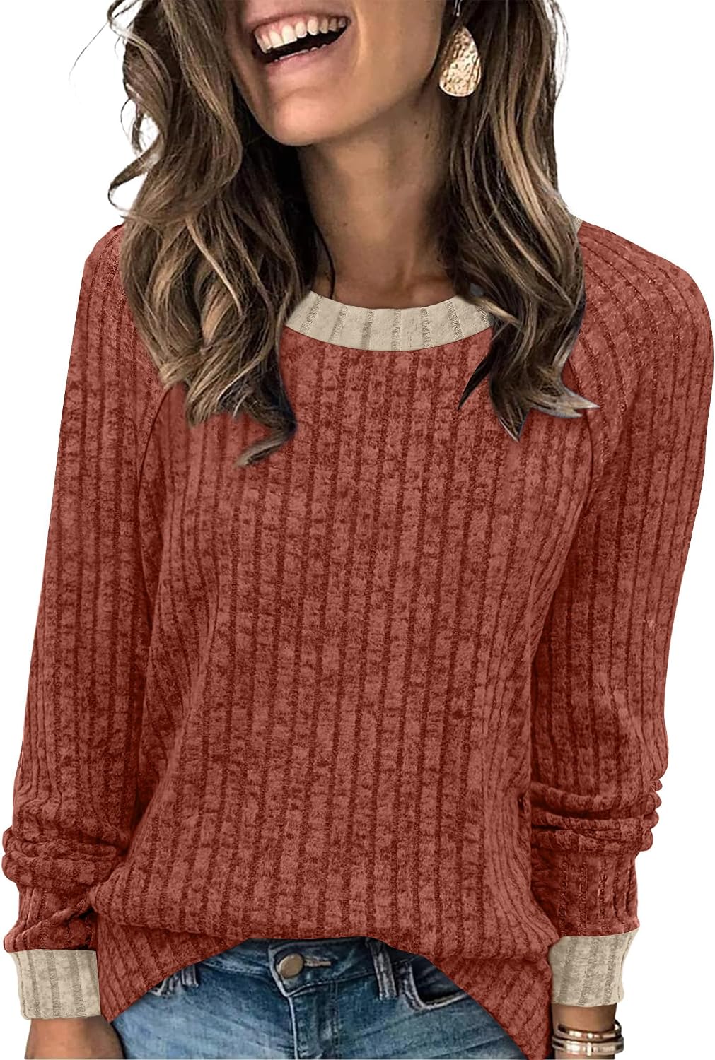 WIHOLL Langarmshirts für Damen Leichte Pullover Herbstoutfits 2026 Color-Block Winterkleidung Schick Lässig Weich