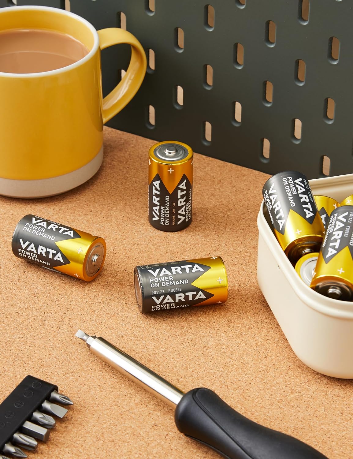 Varta Batterien AAA 100 Stück Power on Demand Alkaline 1,5 V Vorratspack