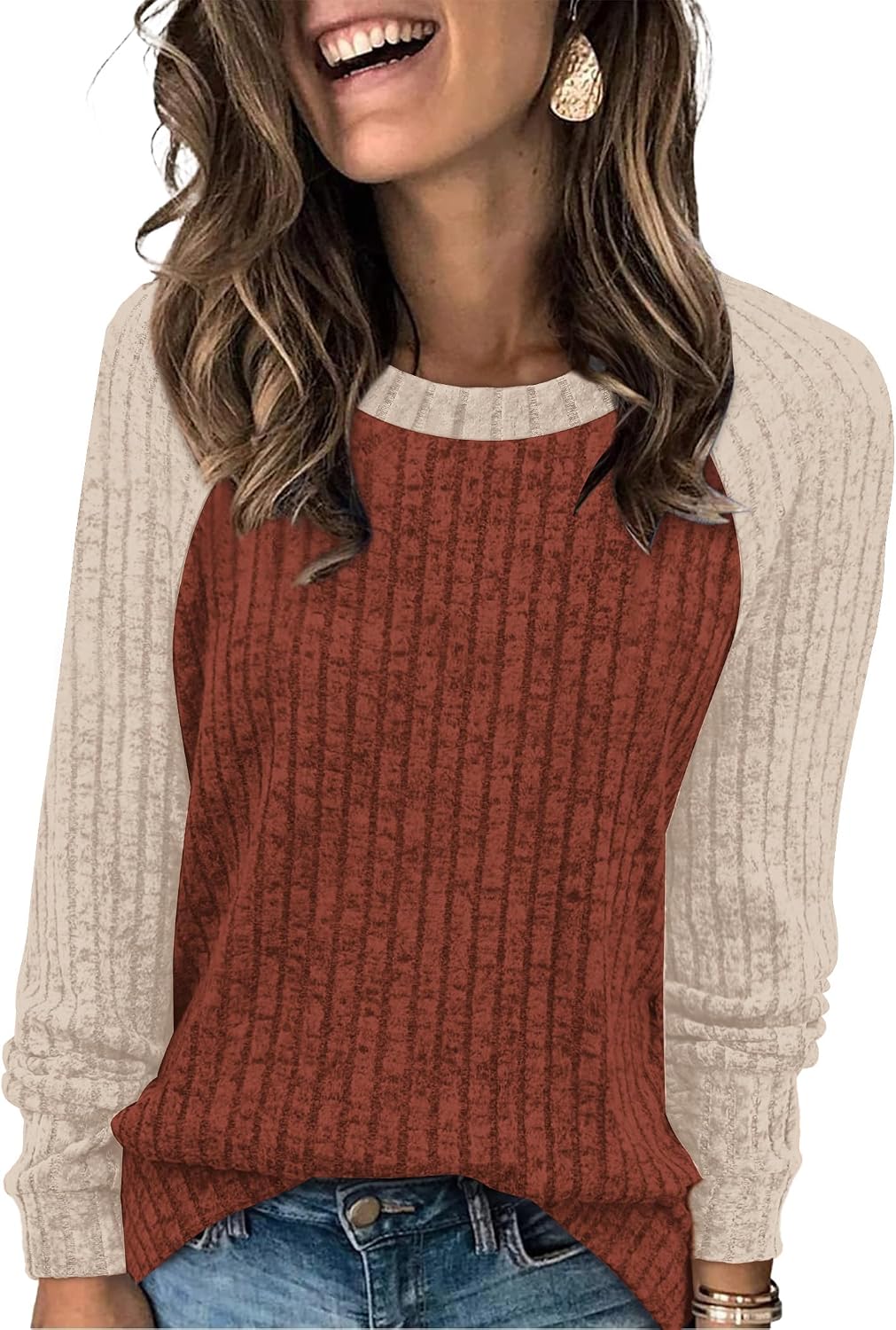 WIHOLL Langarmshirts für Damen Leichte Pullover Herbstoutfits 2026 Color-Block Winterkleidung Schick Lässig Weich
