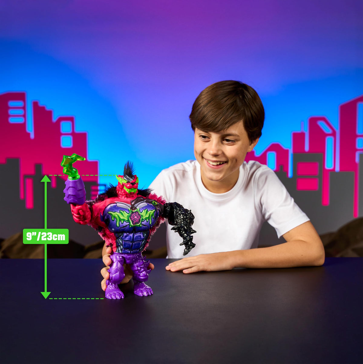 MRBEAST LAB MEGA-TECH Mutator Panthar, Action Figures