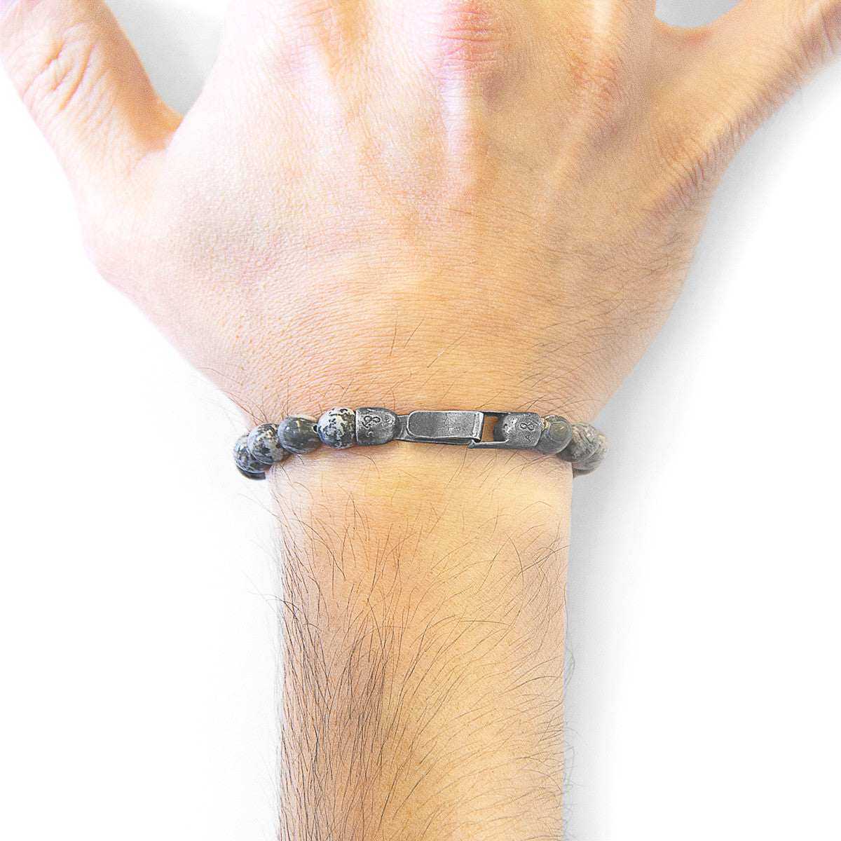 Pulsera de cuentas de piedra y plata Nachi con jaspe gris