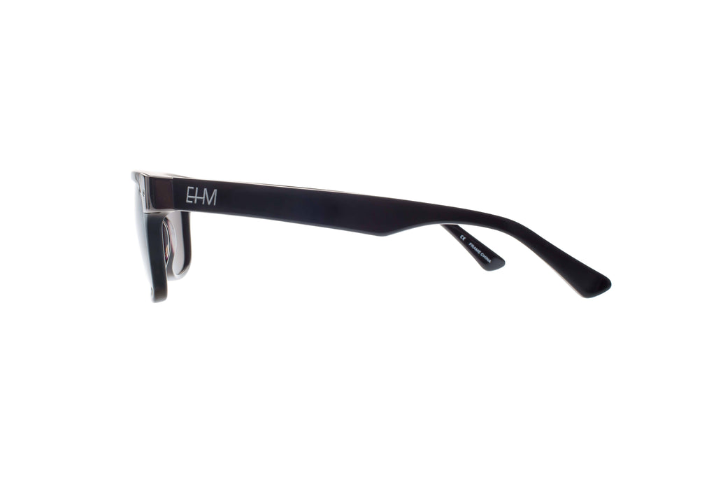 Black With Gun Silver Metal Wayfarers