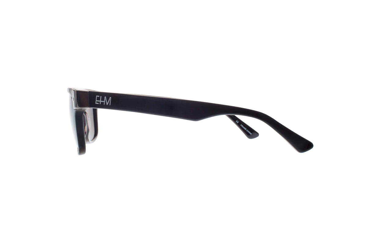 Black With Gun Silver Metal Wayfarers