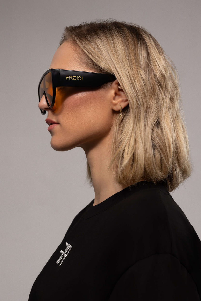 Sonnenbrille im opulenten Stil