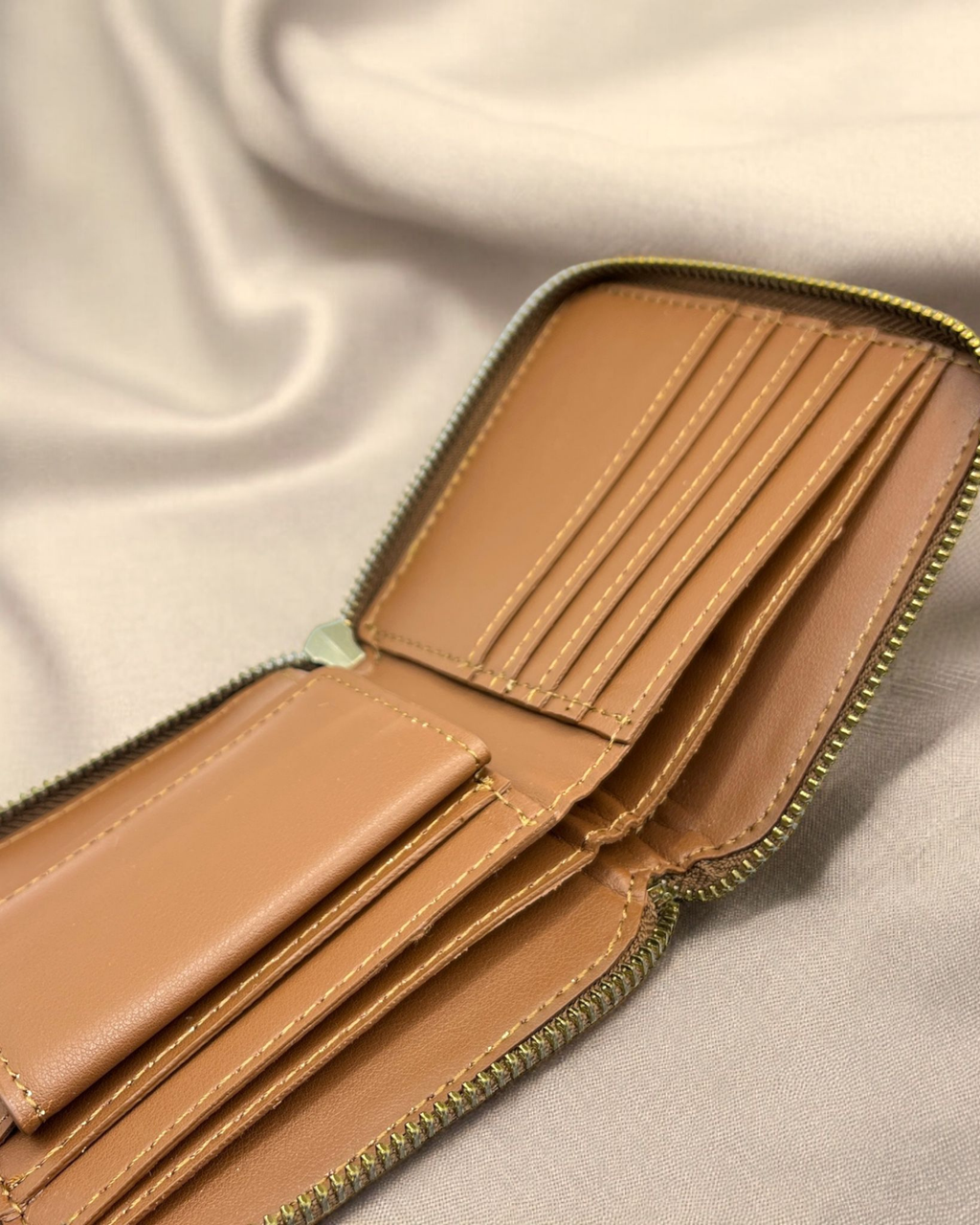 Kochi Small Zip Wallet | Coconut Leather-1