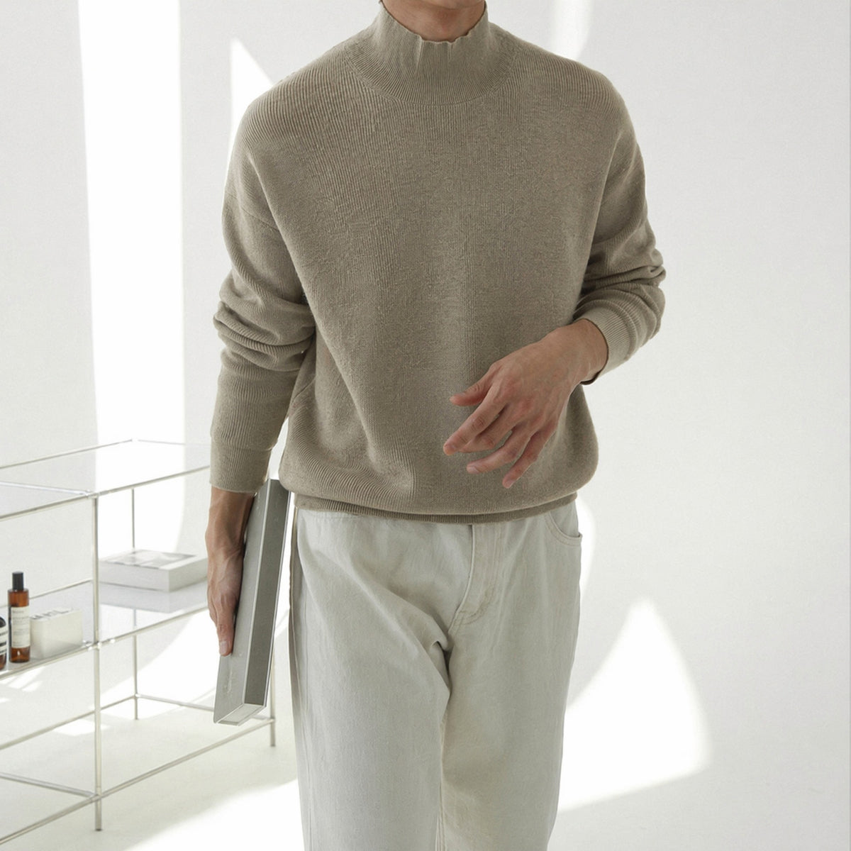 Half high neck long sleeved pullover sweater