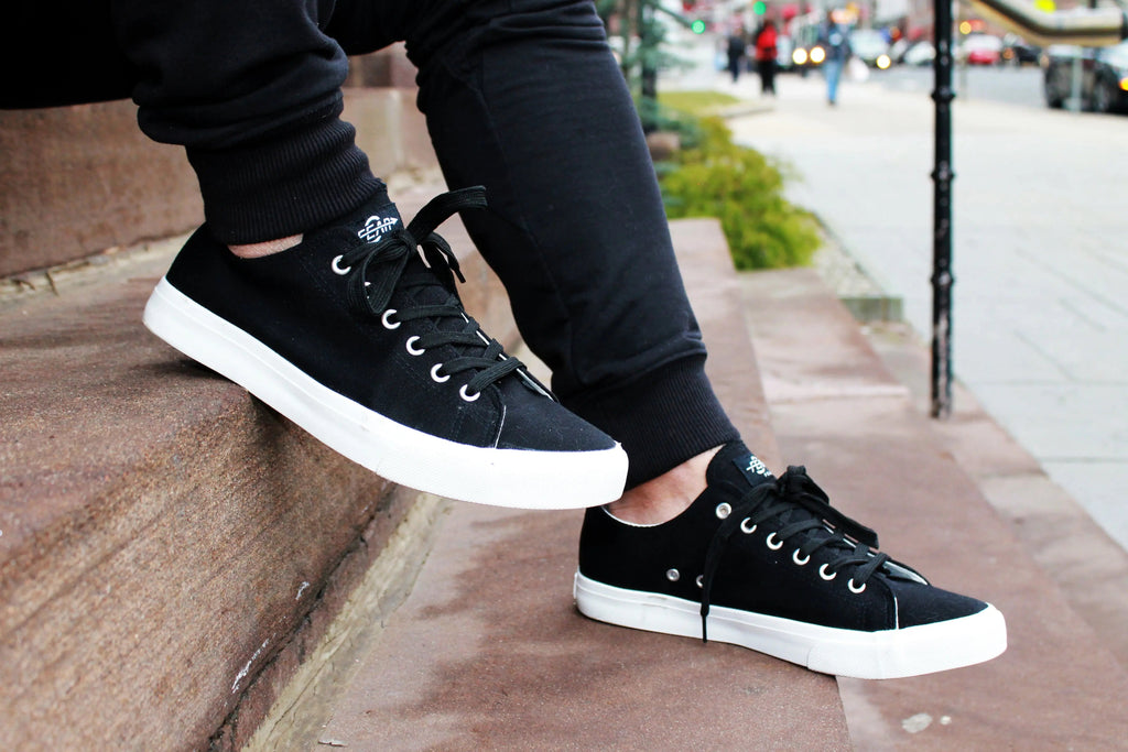 Zapatillas de lona retro blancas y negras unisex - Plantilla acolchada