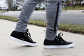 Zapatillas de lona retro blancas y negras unisex - Plantilla acolchada
