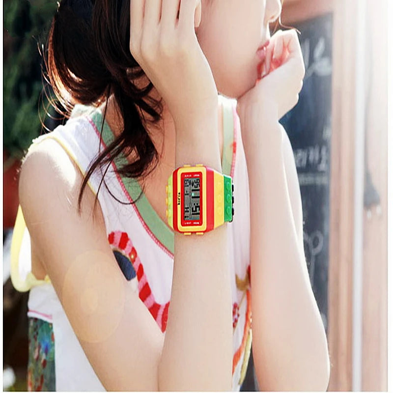 Relojes digitales LED modernos para niños, bloques de construcción coloridos, estilo unisex, deportivos, reloj de pulsera para hombre y mujer, regalo para niños
