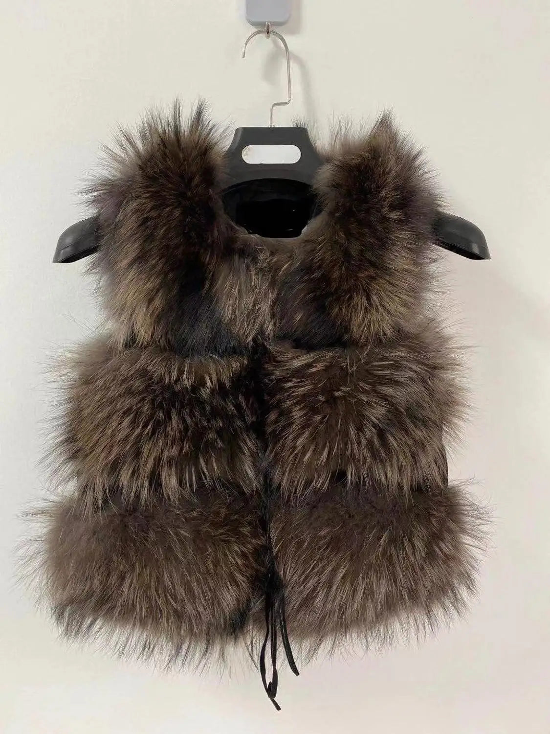QIUCHEN-Short Vest for Women, 100% Natural Raccoon Furs, Real Fur Model, Fashion, Hot Sale, Winter, PJ8051