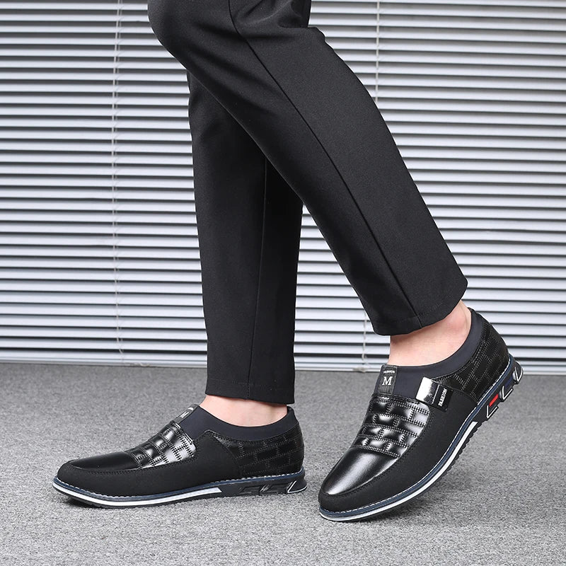Leather Men Casual Shoes Classical Brand Mens Loafers Moccasins Breathable Slip on Black Driving Shoes Big Size