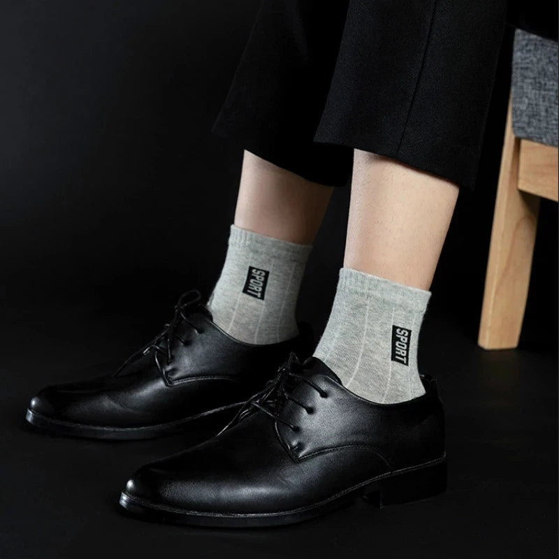 20 unidades = 10 pares de calcetines de algodón de alta calidad para hombre, transpirables, absorbentes, de caña media, color negro, desodorantes, calcetines de negocios para regalo.