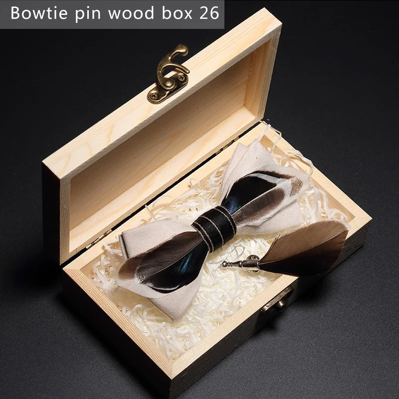 Nuevo set de regalo de pajarita de plumas hecha a mano para hombre, con broche, accesorios de fiesta y boda, regalo para el Día del Padre