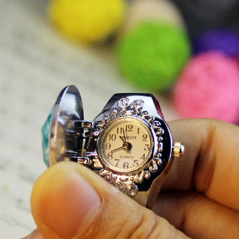 Fashion Women Ring Watch Elliptical Stereo Flower Ladies Clamshell Watches Adjustable Rings Quartz Watches Gifts for Women Ring