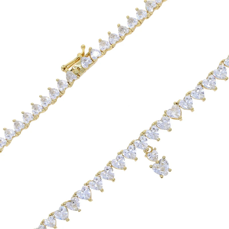 Collar de cadena con dije de corazón, baloncesto y tenis para mujer con micro pavé de circonitas