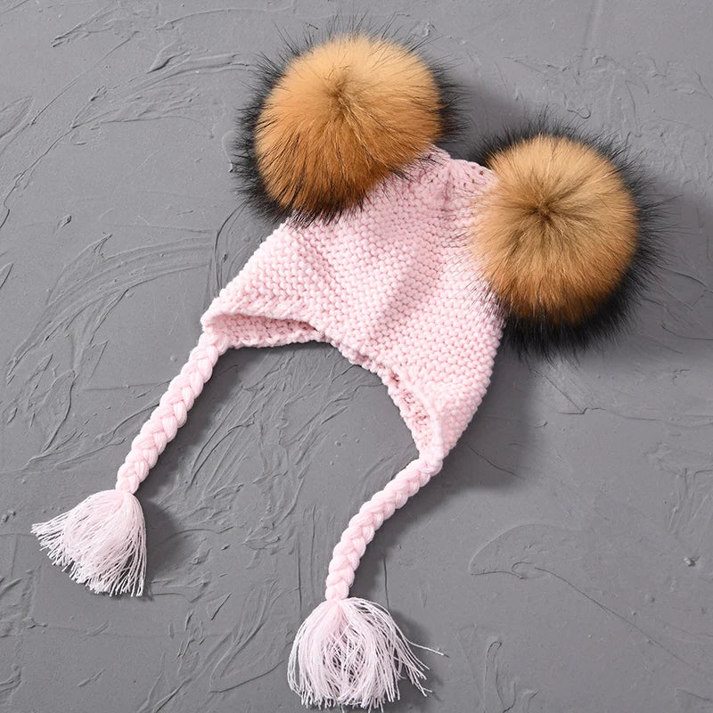 Gorro de punto con dos pompones de piel auténtica para bebés y niños, gorro de invierno con orejeras para niña y niño