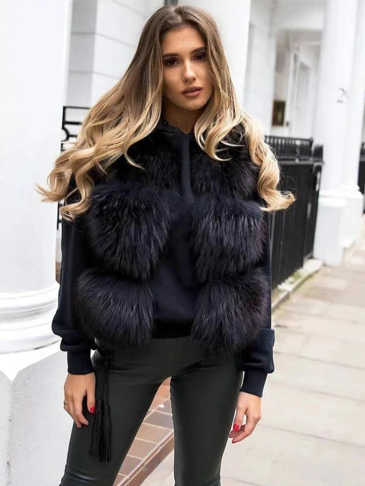 QIUCHEN-Short Vest for Women, 100% Natural Raccoon Furs, Real Fur Model, Fashion, Hot Sale, Winter, PJ8051