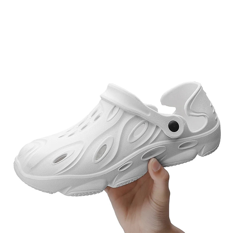 Herrtofflor slip-on med hålmönster, vattenskor, vardagliga trädgårds- och strandskandaler, halkfria och snabbtorkande EVA-hålskor