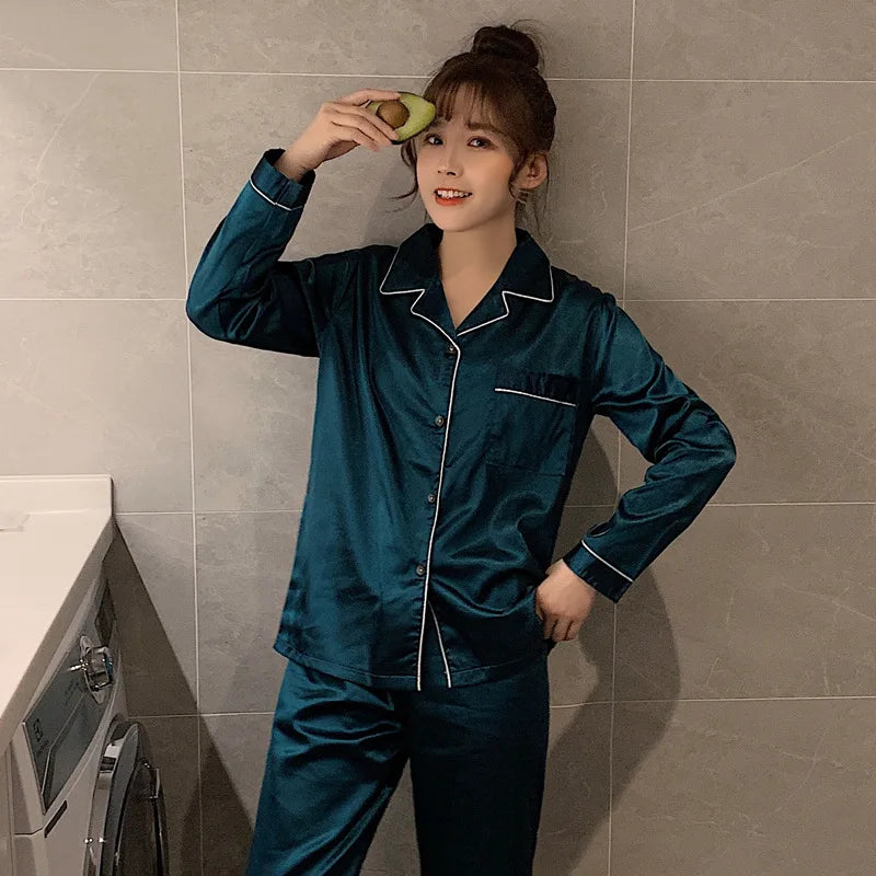 Conjunto de pijama de satén de seda de color sólido para parejas con botones largos