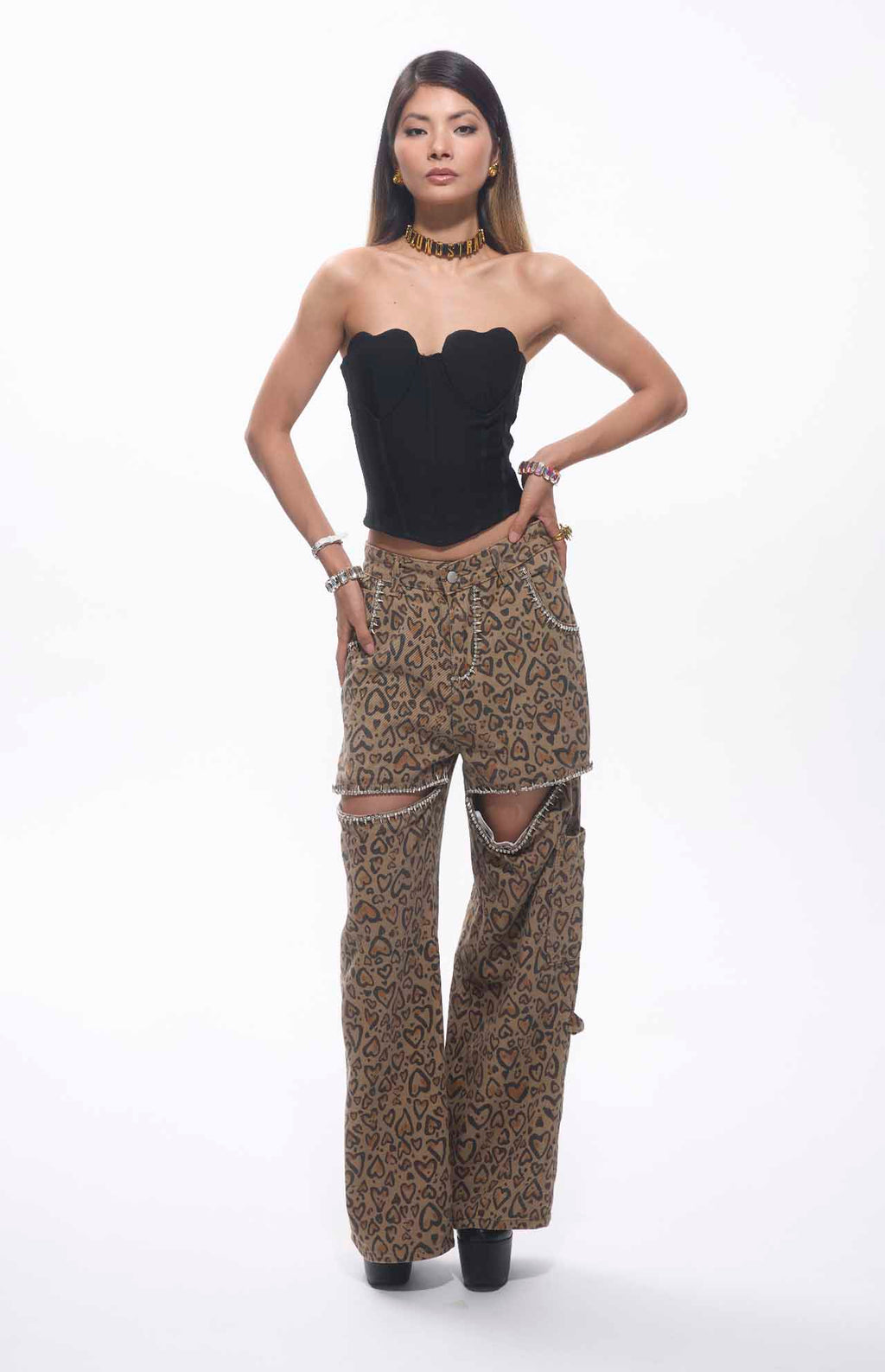Jara Crystal Embellished Cut-Out Heart Printed Straight Leg Jeans