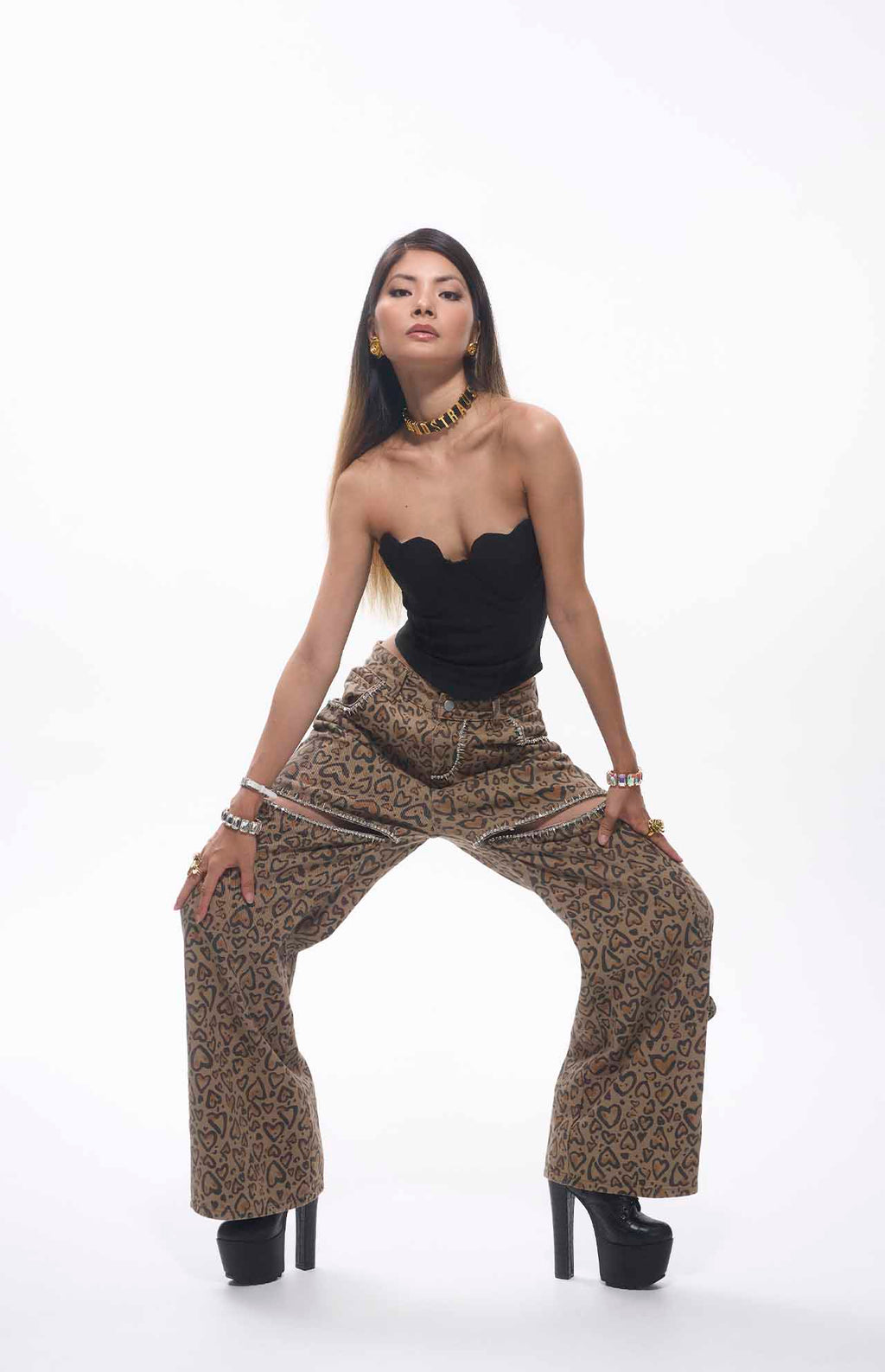 Jara Crystal Embellished Cut-Out Heart Printed Straight Leg Jeans